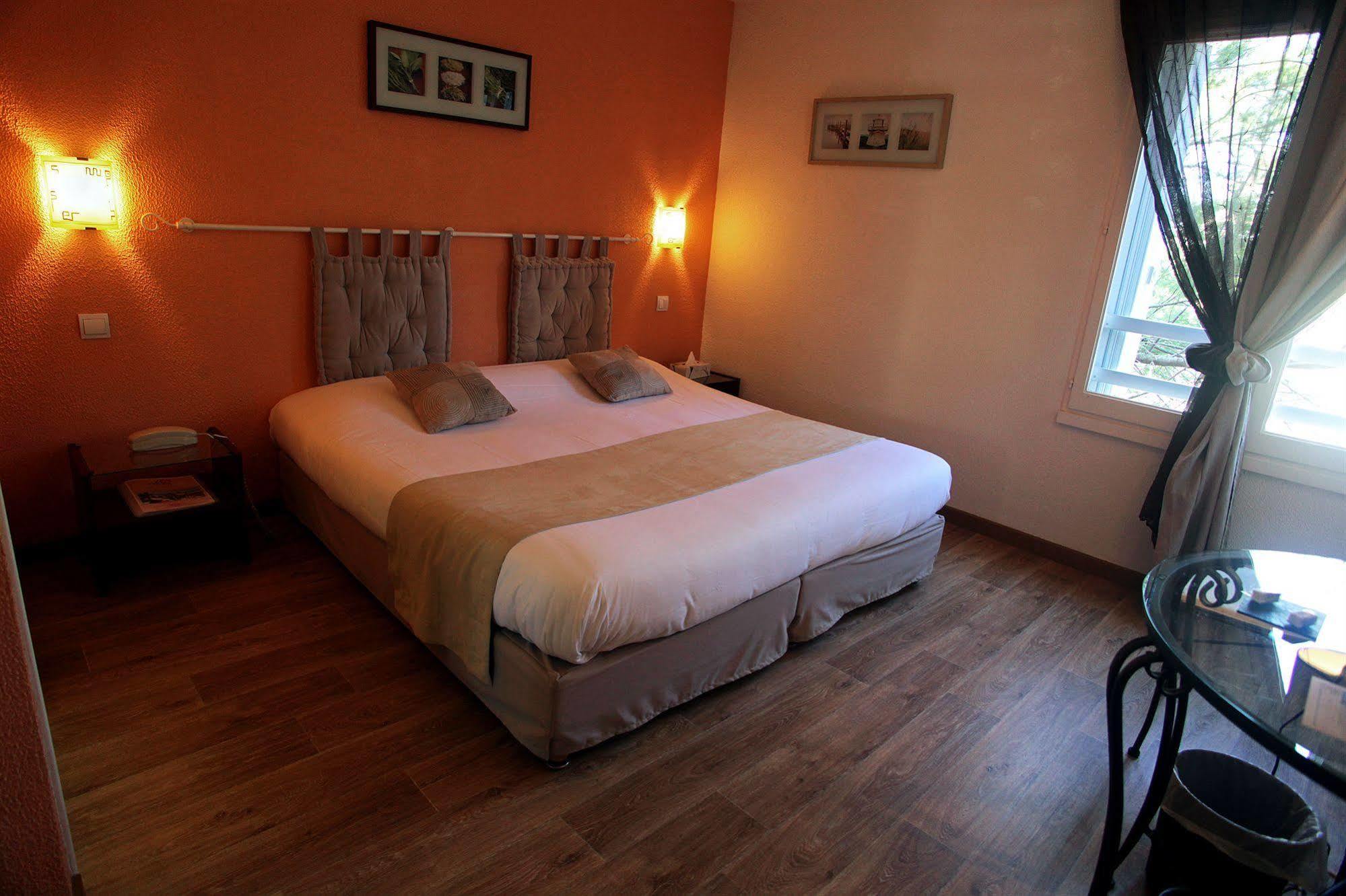 Hotel Les Grenadines Agde Eksteriør bilde